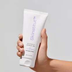 Skinstitut Glycolic Scrub 14% 200ml -Sigma Store 220916 Skinstitut Novus Hands GlycolicScrub14 147