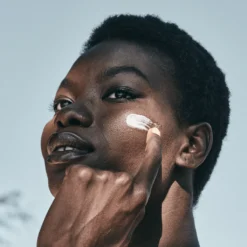 L'Occitane Shea Light Comforting Face Cream -Sigma Store LOccitane Shea Light Comforting Face Cream model