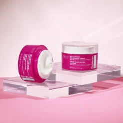 StriVectin Multi-Action Restorative Cream 50ml -Sigma Store Multi Action Restorative Cream 50ml lifestyle
