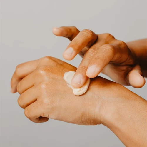 Dermalogica MultiVitamin Power Recovery Masque 15ml 4 Dermalogica MultiVitamin Power Recovery Masque 15ml - Image 4