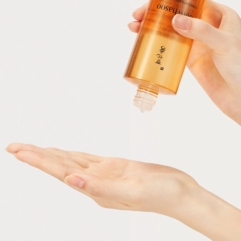 Sulwhasoo Concentrated Ginseng Renewing Water 150ml 4 Sulwhasoo Concentrated Ginseng Renewing Water 150ml - Image 4
