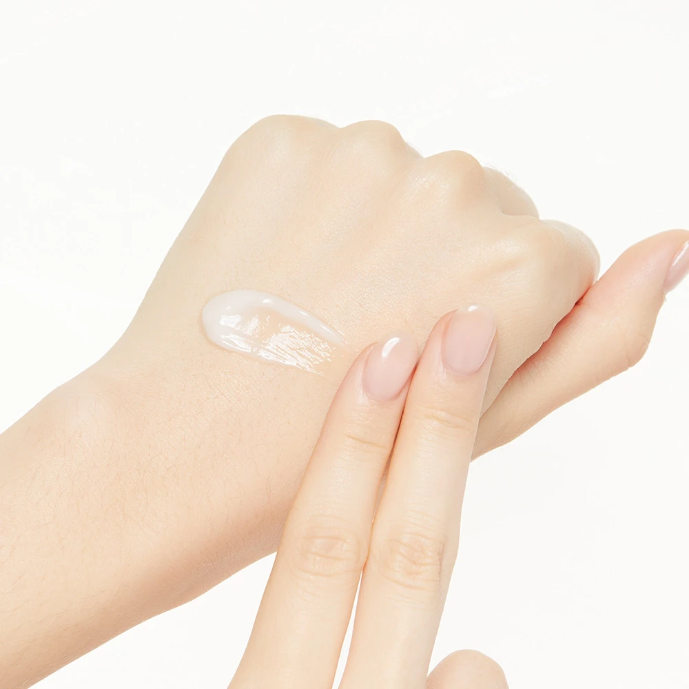 Innisfree Black Tea Youth Enhancing Cream 45ml 4 Innisfree Black Tea Youth Enhancing Cream 45ml - Image 4